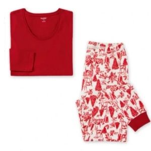 Burt’s Bees Adult Woman’s Scoop Neck Pajama Set, Woodland Winter